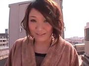 日本少婦一對大奶搖晃誘惑